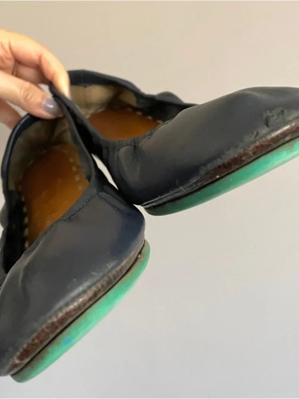 Tieks california navy